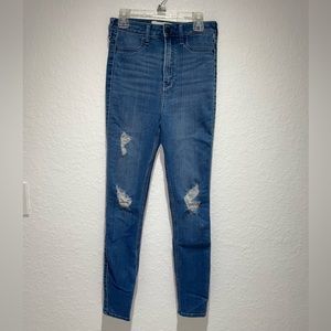 Abercrombie & Fitch Ultra High Rise Jeans